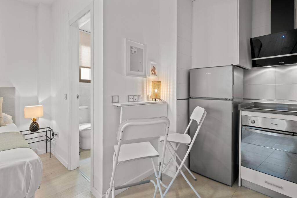 Estudio Nice Stay Dos Aceras Малага Екстериор снимка